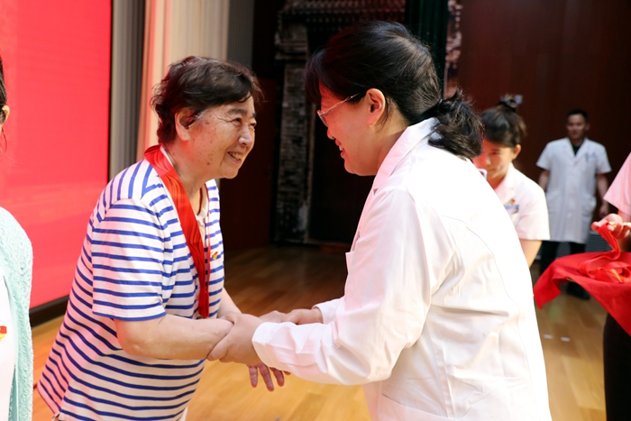 首都医科大学附属北京天坛医院党委召开庆祝中国共产党成立104周年表彰大会