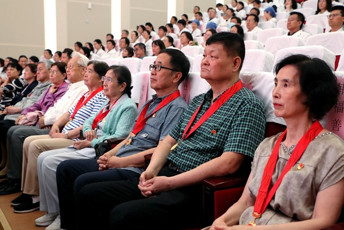 首都医科大学附属北京天坛医院党委召开庆祝中国共产党成立104周年表彰大会