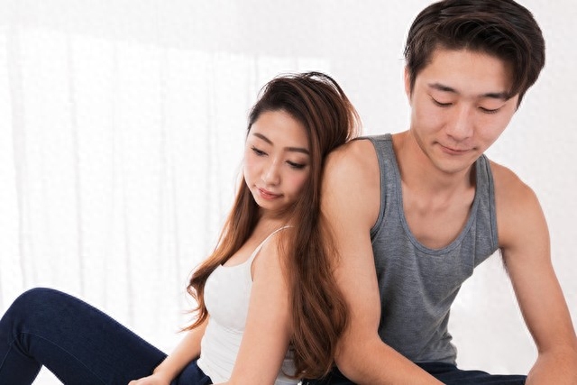 为爱买单：女人和男人之间，谁的爱多谁就要付出得多