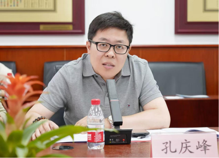《2025年货车司机从业状况调查报告》发布会暨第十期现代物流与供应链智库论坛在京召开