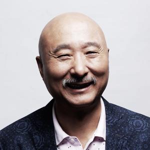 陈佩斯邀60岁以上老朋友十元观影